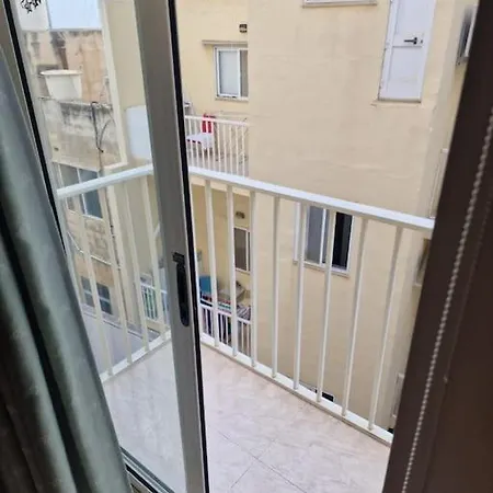 Central Apartment In سليمة المظهر الخارجي الصورة