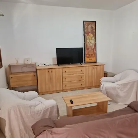 Central Apartment In سليمة المظهر الخارجي الصورة